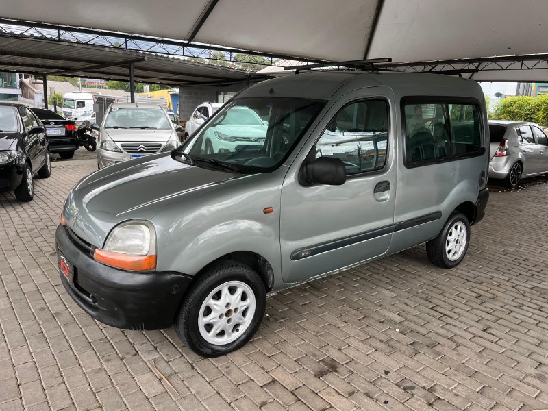 kangoo 1.6 rn 8v gasolina 4p manual 2000 caxias do sul