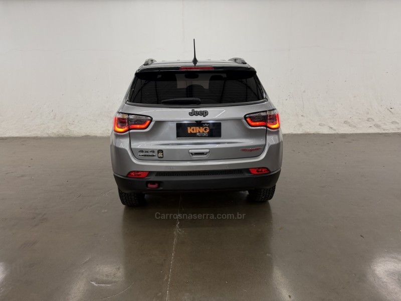 COMPASS 2.0 16V DIESEL TRAILHAWK 4X4 AUTOMÁTICO - 2020 - CAXIAS DO SUL