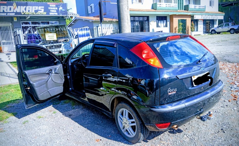 FOCUS 1.6 8V FLEX 4P MANUAL - 2007 - CAXIAS DO SUL
