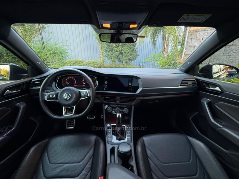 JETTA 2.0 16V TSI GLI 350 GASOLINA 4P AUTOMÁTICO - 2020 - CAXIAS DO SUL