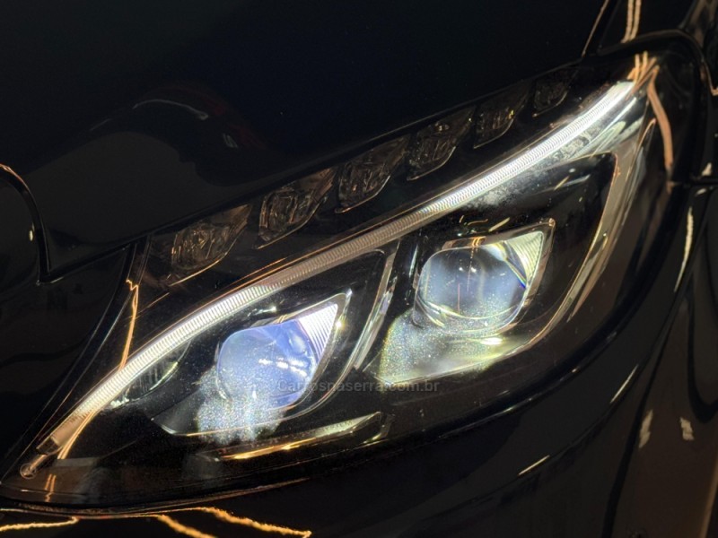 C 250 2.0 CGI SPORT TURBO 16V GASOLINA 4P AUTOMÁTICO - 2016 - DOIS IRMãOS