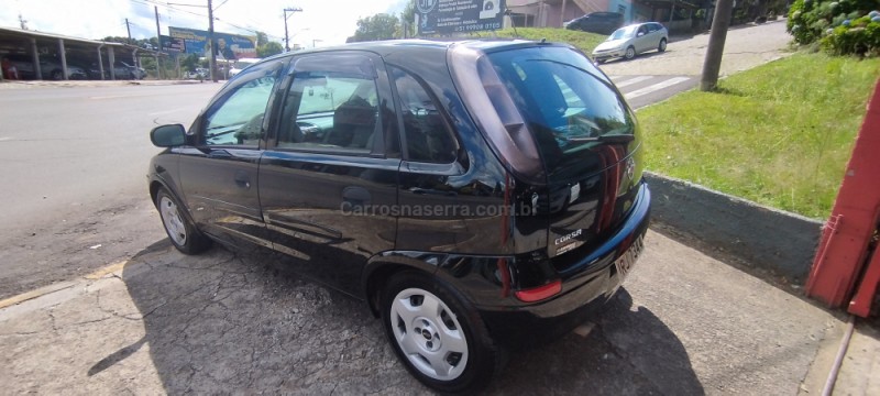 CORSA 1.4 MPFI MAXX 8V FLEX 4P MANUAL - 2011 - FARROUPILHA