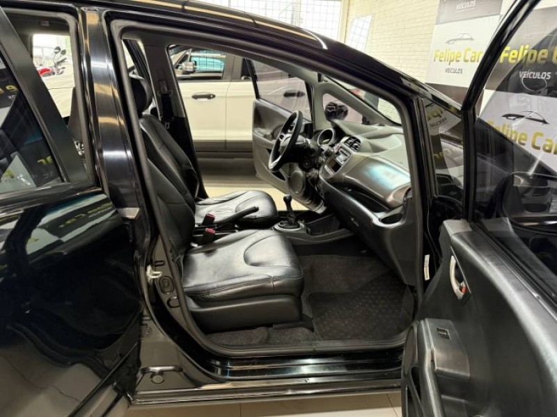 FIT 1.4 LX 8V FLEX 4P MANUAL - 2010 - CAXIAS DO SUL