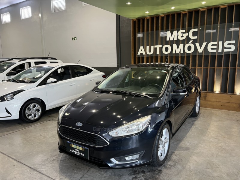 focus 2.0 se fastback 16v flex 4p automatico 2016 caxias do sul