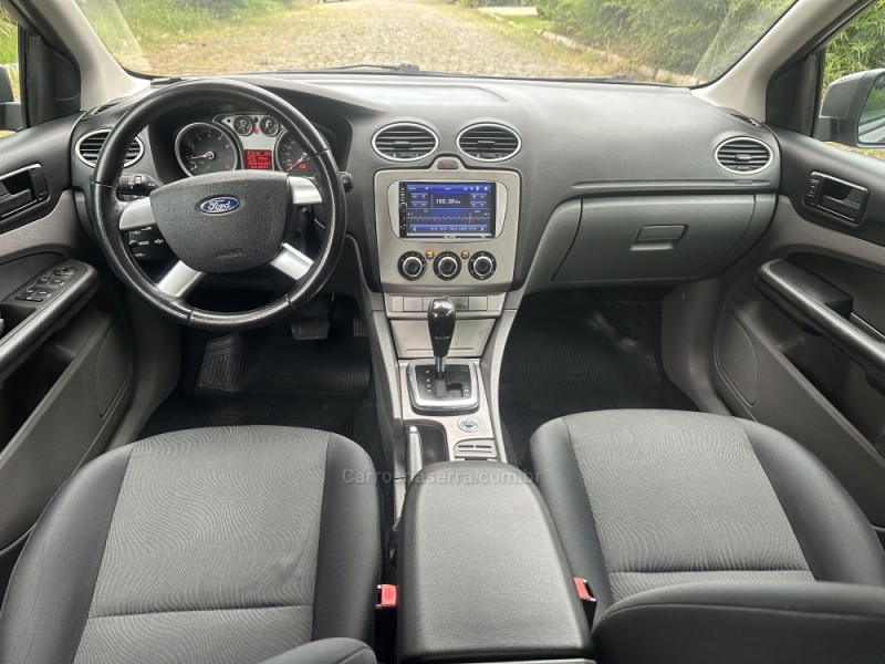 FOCUS 2.0 GLX SEDAN 16V GASOLINA 4P AUTOMÁTICO - 2013 - NOVA PRATA