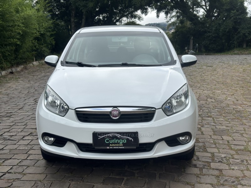 GRAND SIENA 1.6 MPI ESSENCE 16V FLEX 4P MANUAL - 2014 - NOVA PRATA