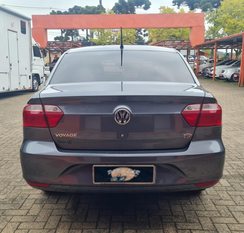 VOYAGE 1.6 MI 8V FLEX 4P MANUAL - 2021 - CANELA