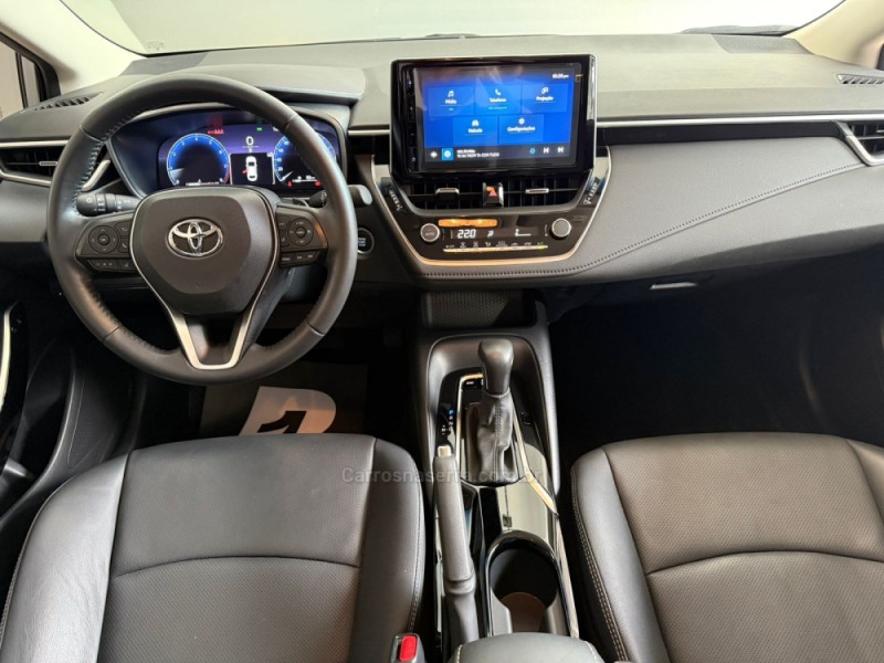 COROLLA 2.0 XEI 16V FLEX 4P AUTOMÁTICO - 2024 - LAJEADO