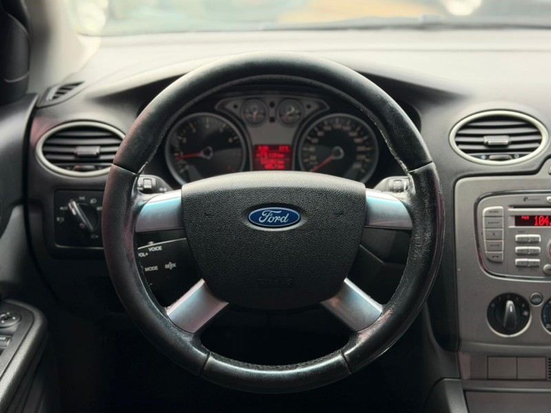 FOCUS 2.0 GLX 16V FLEX 4P MANUAL - 2011 - LAGOA VERMELHA