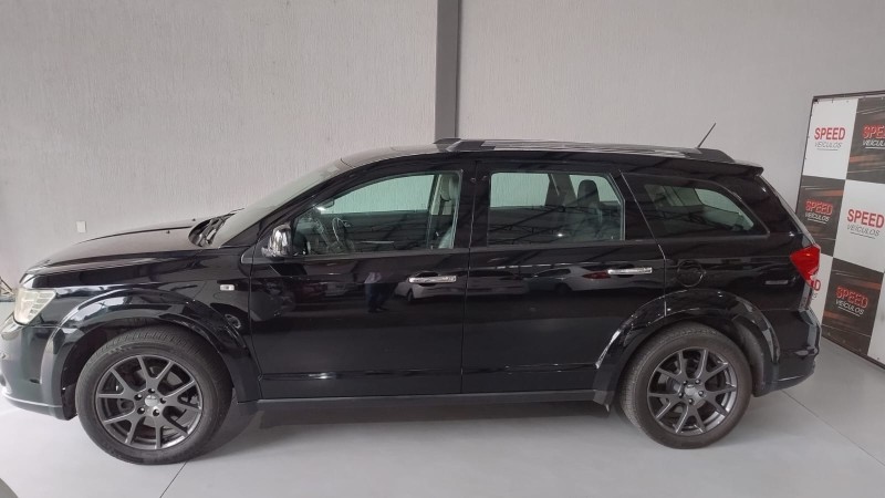 JOURNEY 3.6 RT V6 GASOLINA 4P AUTOMÁTICO - 2014 - SãO SEBASTIãO DO CAí
