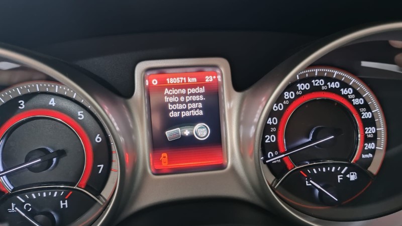 JOURNEY 3.6 RT V6 GASOLINA 4P AUTOMÁTICO - 2014 - SãO SEBASTIãO DO CAí