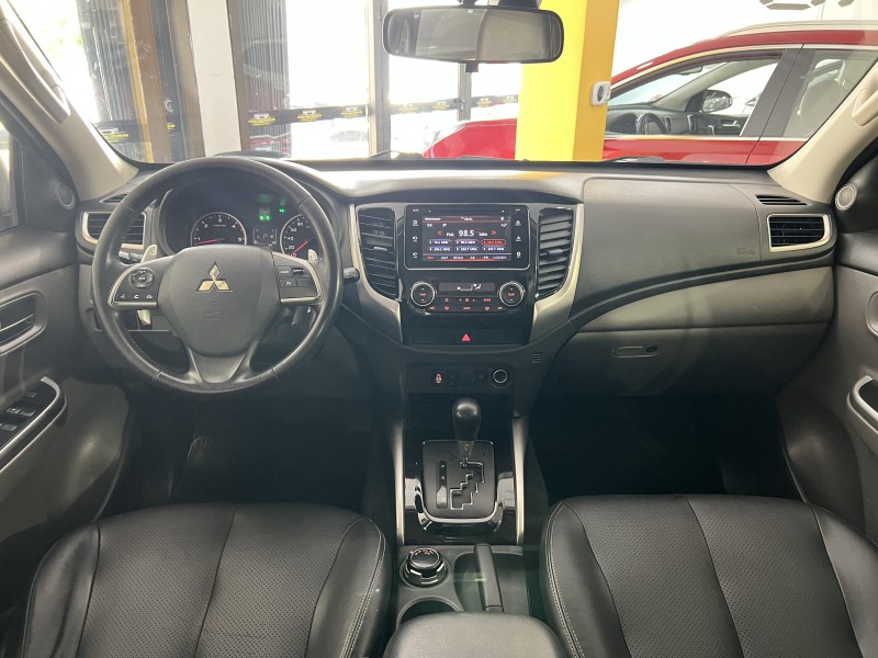 L200 TRITON 2.4 16V TURBO DIESEL SPORT HPE TOP CD 4P 4X4 AUTOMÁTICO - 2018 - CAXIAS DO SUL