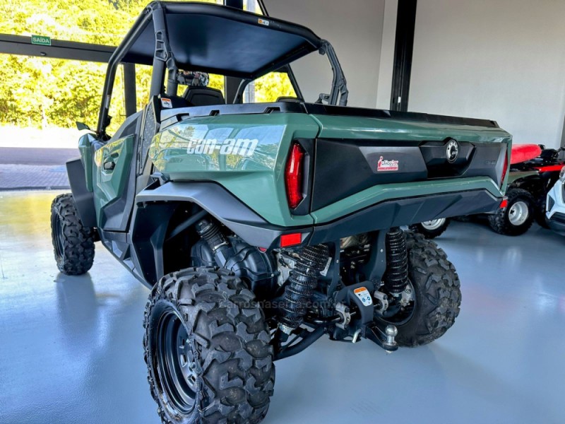 CAN-AN MAVERICK TRAIL DPS - 2023 - TRêS COROAS