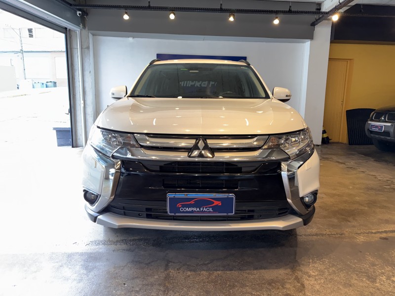 OUTLANDER 2.2 4X4 16V DIESEL 4P AUTOMÁTICO - 2016 - BENTO GONçALVES