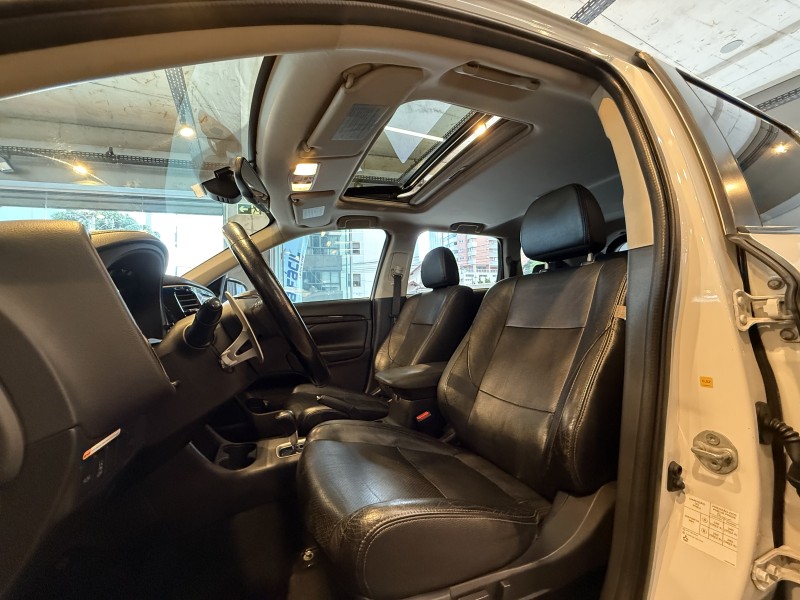 OUTLANDER 2.2 4X4 16V DIESEL 4P AUTOMÁTICO - 2016 - BENTO GONçALVES