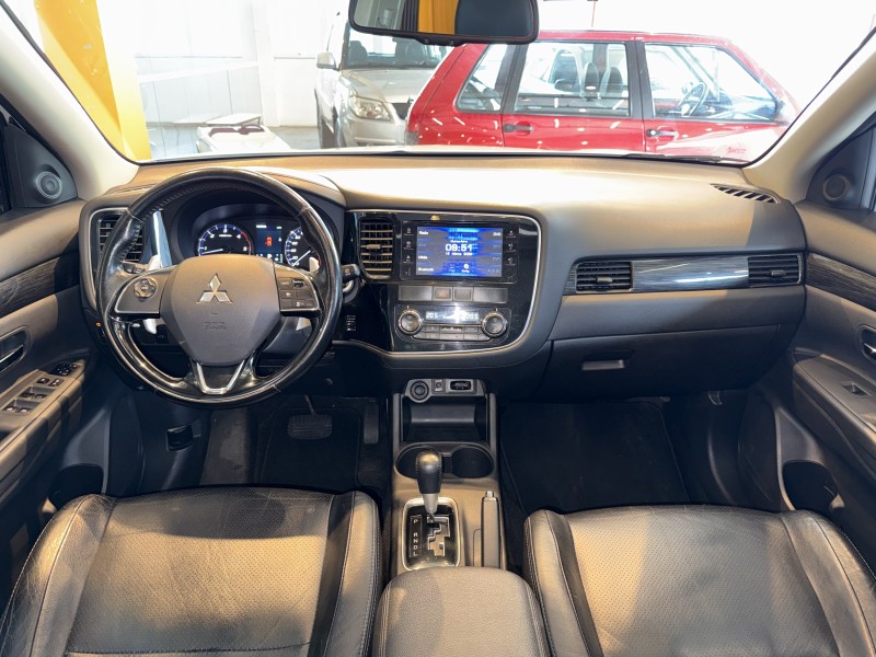 OUTLANDER 2.2 4X4 16V DIESEL 4P AUTOMÁTICO - 2016 - BENTO GONçALVES