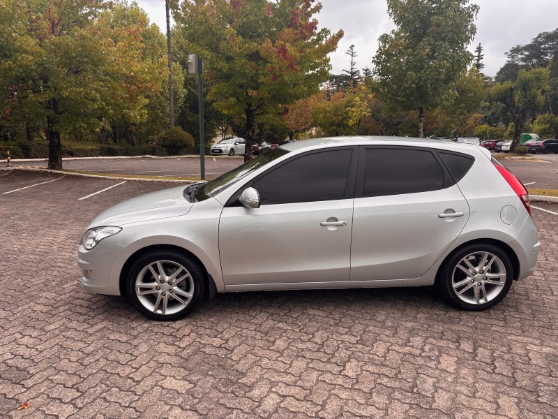 I30 2.0 MPI 16V GASOLINA 4P MANUAL - 2010 - CAXIAS DO SUL