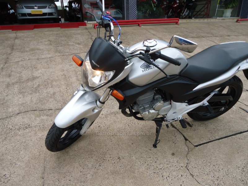 CB 300R  - 2010 - SANTA CLARA DO SUL
