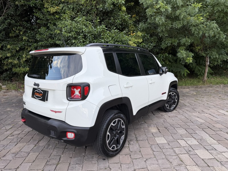 RENEGADE 2.0 16V TURBO DIESEL TRAILHAWK 4P 4X4 AUTOMÁTICO - 2016 - CAXIAS DO SUL