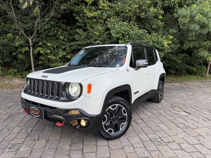 renegade 2.0 16v turbo diesel trailhawk 4p 4x4 automatico 2016 caxias do sul