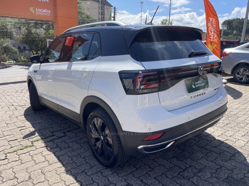 T-CROSS 1.4 HIGHLINE TSI 16V FLEX 4P AUTOMÁTICO - 2024 - CAXIAS DO SUL
