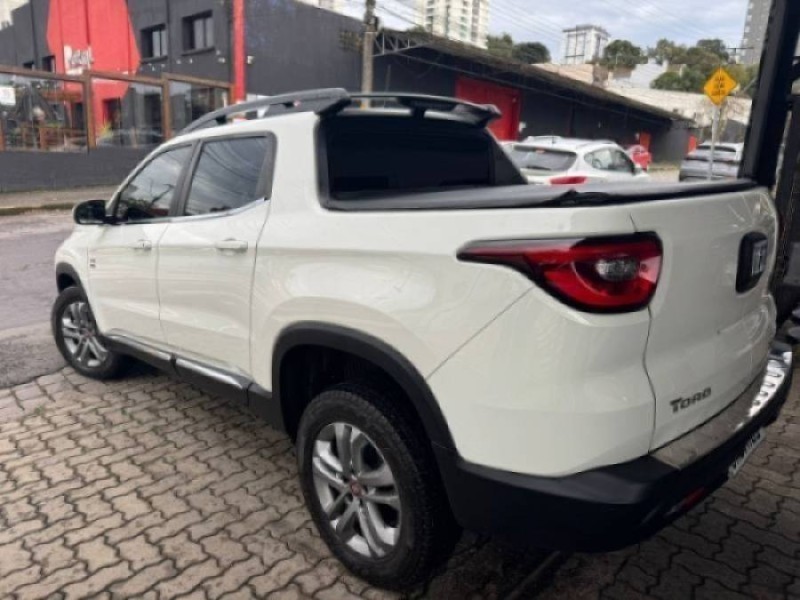 TORO 2.0 16V TURBO DIESEL FREEDOM 4WD AT9 AUTOMÁTICO - 2021 - CAXIAS DO SUL