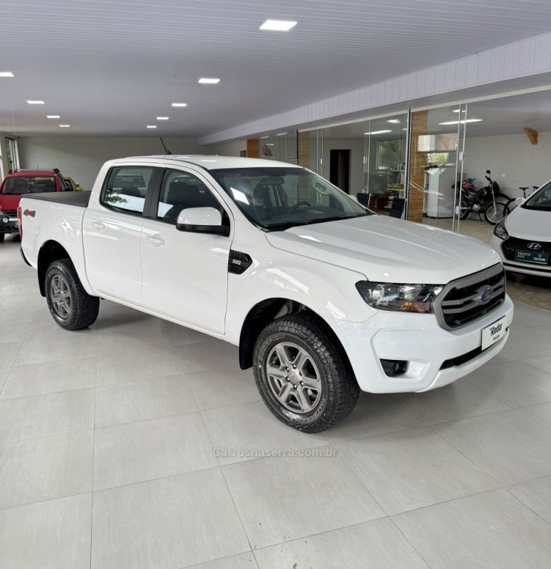 RANGER 2.2 XLS 4X4 CD 16V DIESEL 4P AUTOMÁTICO - 2022 - VILA FLORES