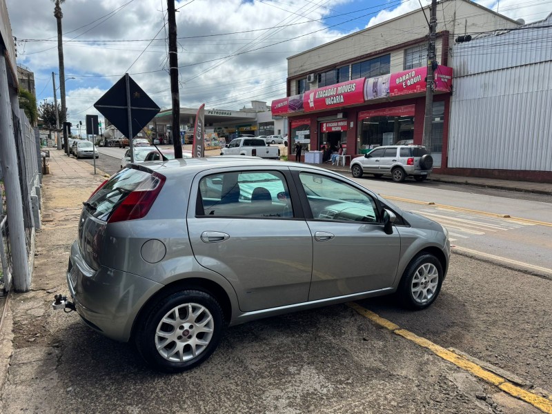 PUNTO 1.4 ELX 8V FLEX 4P MANUAL - 2010 - VACARIA