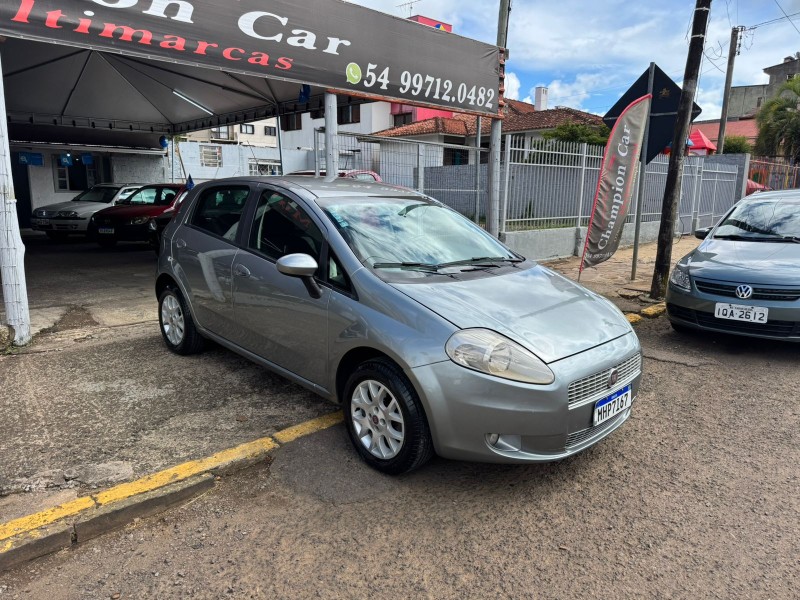 PUNTO 1.4 ELX 8V FLEX 4P MANUAL - 2010 - VACARIA