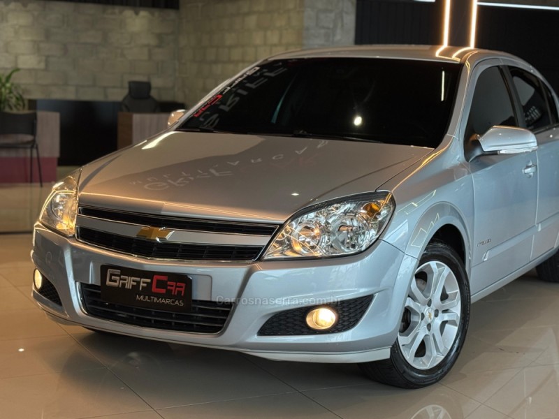 VECTRA 2.0 MPFI ELEGANCE 8V 140CV FLEX 4P MANUAL - 2011 - DOIS IRMãOS