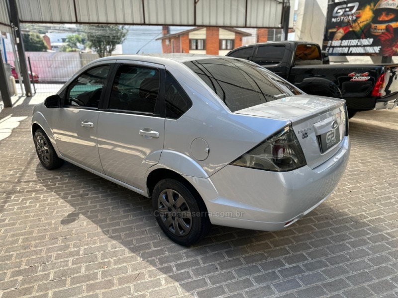 FIESTA 1.6 ROCAM SE SEDAN 8V FLEX 4P MANUAL - 2012 - PASSO FUNDO