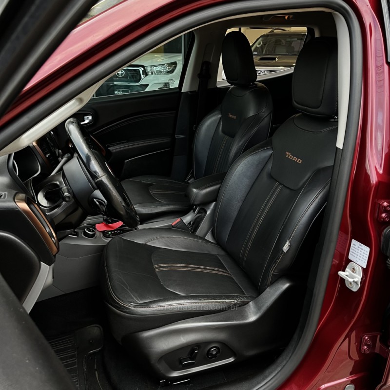 TORO 2.0 16V TURBO DIESEL VOLCANO AT9 4X4 AUTOMÁTICO - 2017 - VACARIA