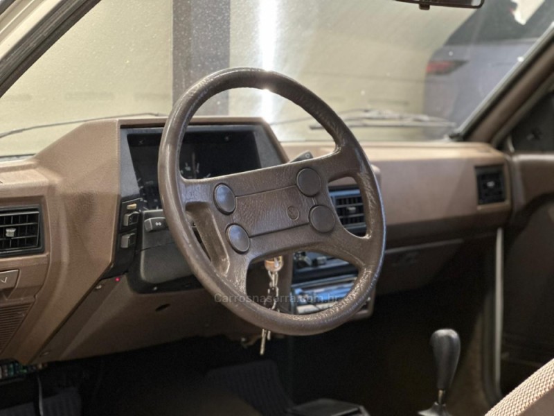 GOL 1.6 GL 8V GASOLINA 2P MANUAL - 1989 - CAXIAS DO SUL