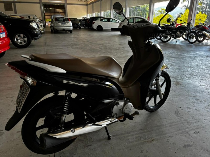 BIZ 125 EX - 2018 - BOM PRINCíPIO