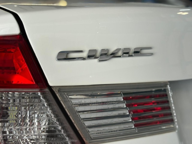 CIVIC 1.8 LXS 16V FLEX 4P AUTOMÁTICO - 2014 - NOVO HAMBURGO