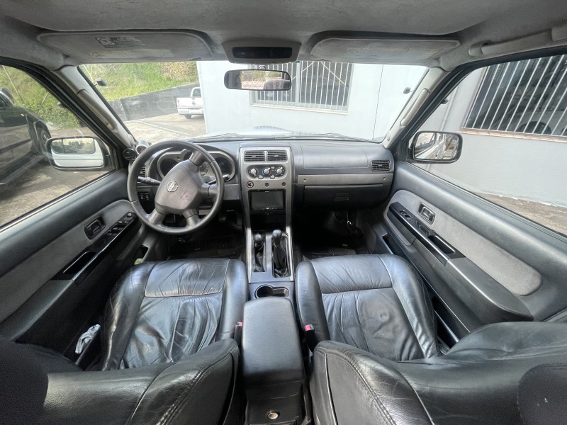 XTERRA 2.8 SE 4X4 8V TURBO INTERCOOLER DIESEL 4P MANUAL - 2004 - CAXIAS DO SUL