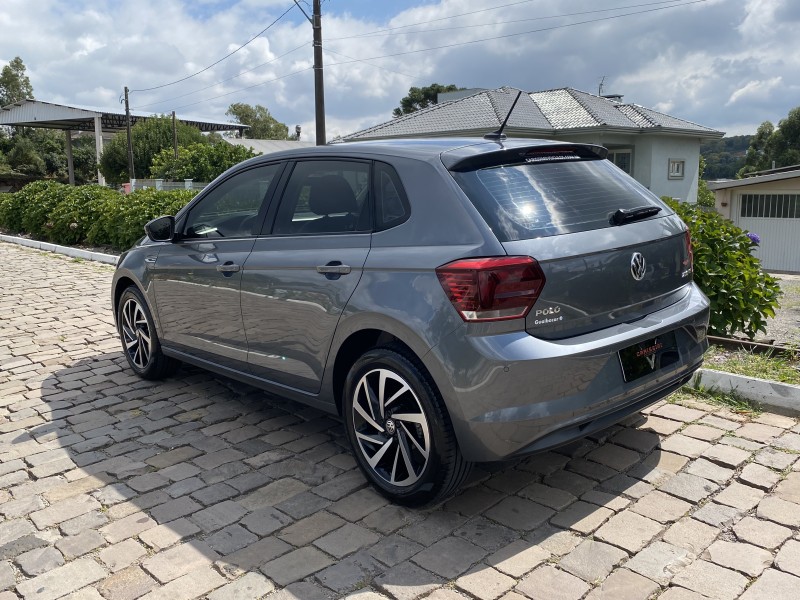 POLO 1.0	200 TSI HIGHLINE AUTOMÁTICO  - 2021 - CARLOS BARBOSA