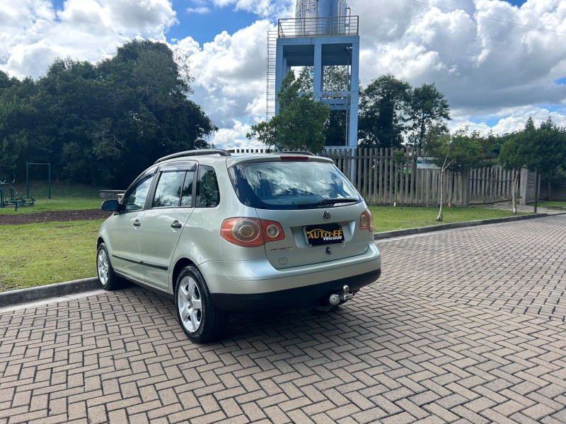 SPACEFOX 1.6 MI 8V FLEX 4P MANUAL - 2009 - CANELA