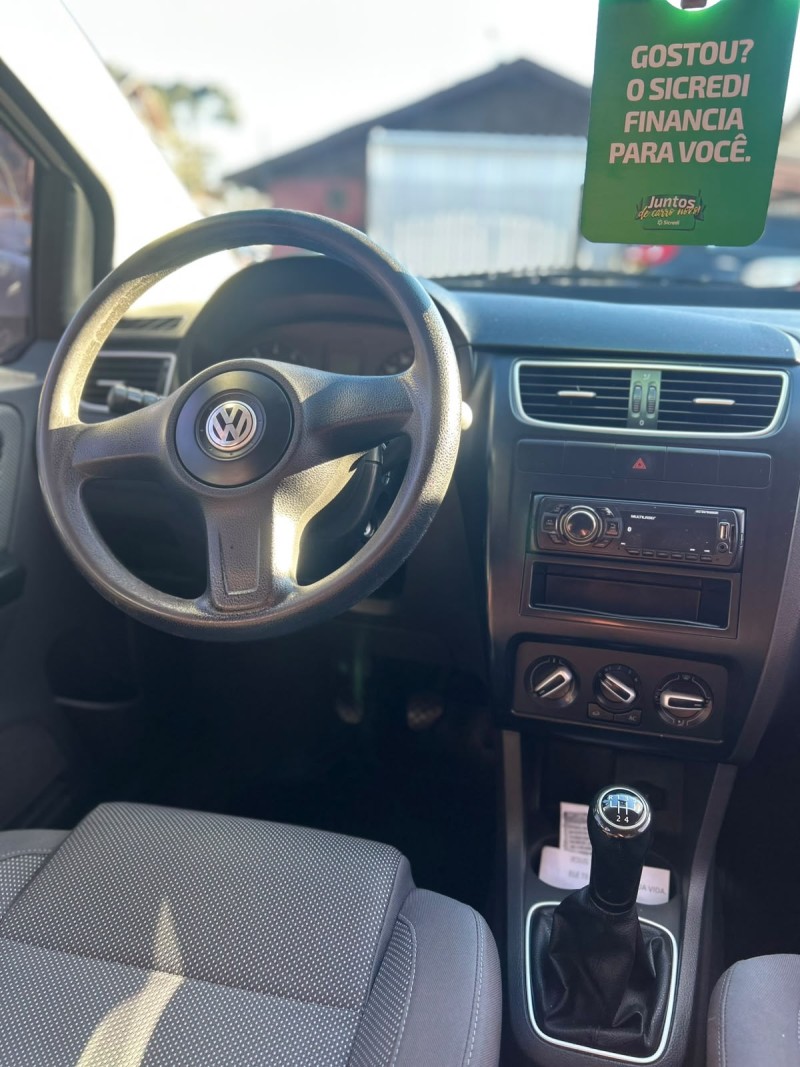 FOX 1.0 MI 8V FLEX 4P MANUAL - 2012 - CANELA