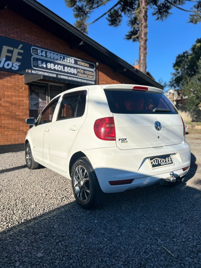 FOX 1.0 MI 8V FLEX 4P MANUAL - 2012 - CANELA