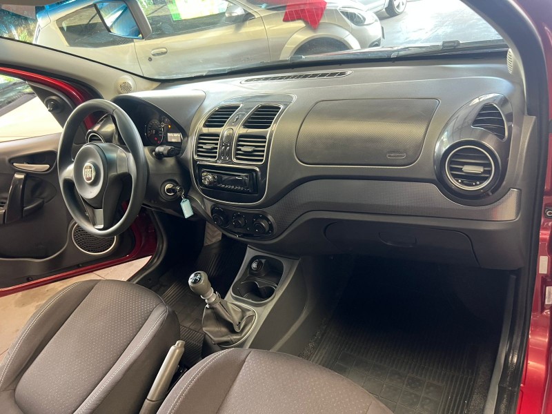 GRAND SIENA 1.4 MPI ATTRACTIVE 8V FLEX 4P MANUAL - 2014 - CAXIAS DO SUL