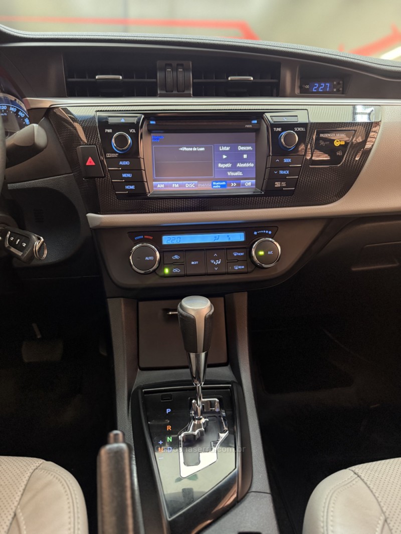 COROLLA 2.0 XEI 16V FLEX 4P AUTOMÁTICO - 2017 - FARROUPILHA