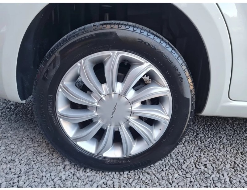 LINEA 1.8 ESSENCE 16V FLEX 4P AUTOMATIZADO - 2016 - BENTO GONçALVES