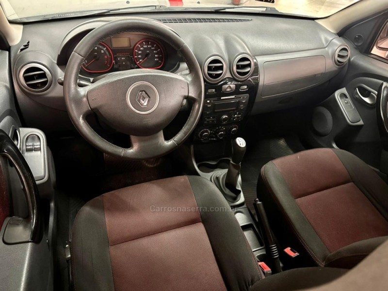 SANDERO 1.6 STEPWAY 16V FLEX 4P MANUAL - 2013 - CAXIAS DO SUL