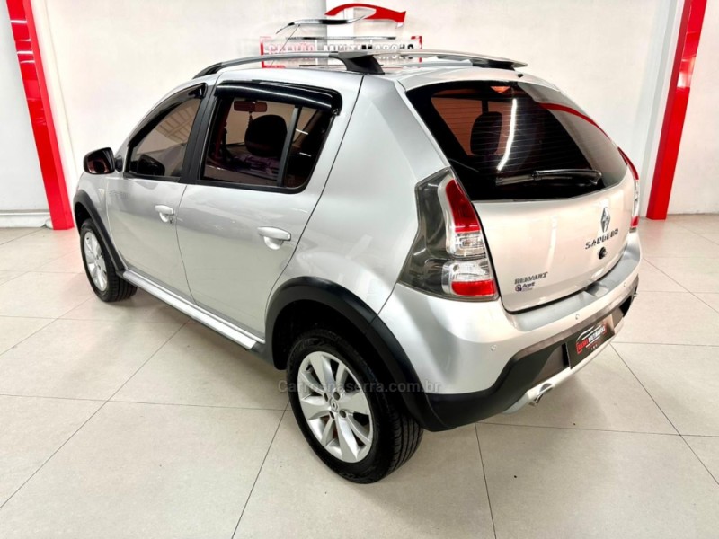 SANDERO 1.6 STEPWAY 16V FLEX 4P MANUAL - 2013 - CAXIAS DO SUL