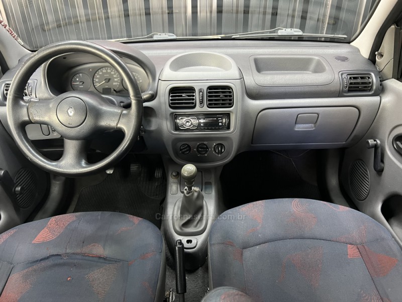 CLIO 1.0 RN 8V GASOLINA 4P MANUAL - 2002 - CAXIAS DO SUL