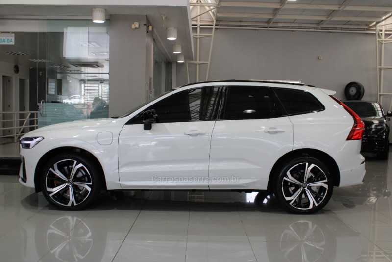 XC60 2.0 T8 ULTIMATE DARK AWD HIBRIDO 4P AUTOMÁTICO  - 2024 - CAXIAS DO SUL