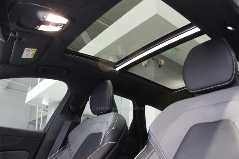 XC60 2.0 T8 ULTIMATE DARK AWD HIBRIDO 4P AUTOMÁTICO  - 2024 - CAXIAS DO SUL