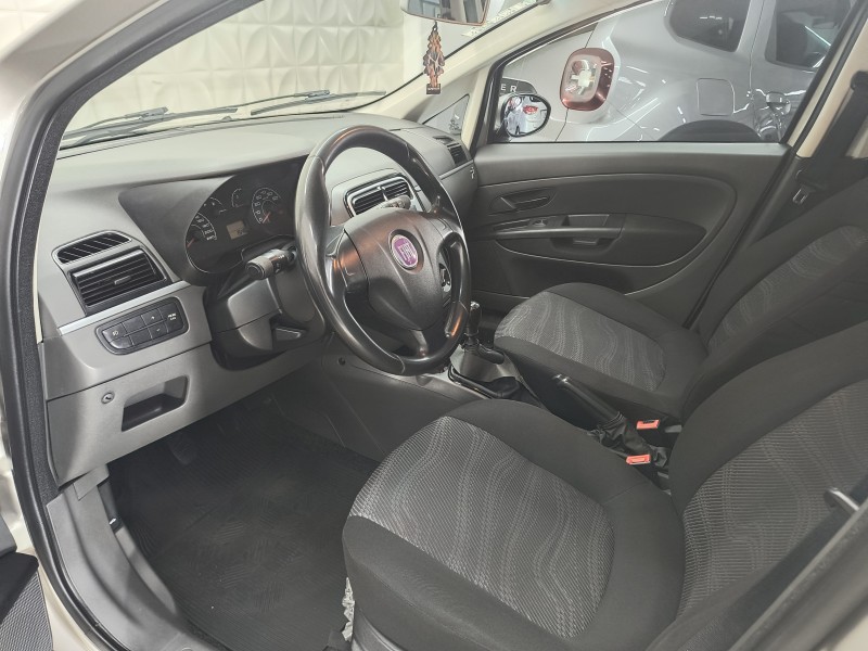 PUNTO 1.4 ATTRACTIVE 8V FLEX 4P MANUAL - 2012 - CAXIAS DO SUL