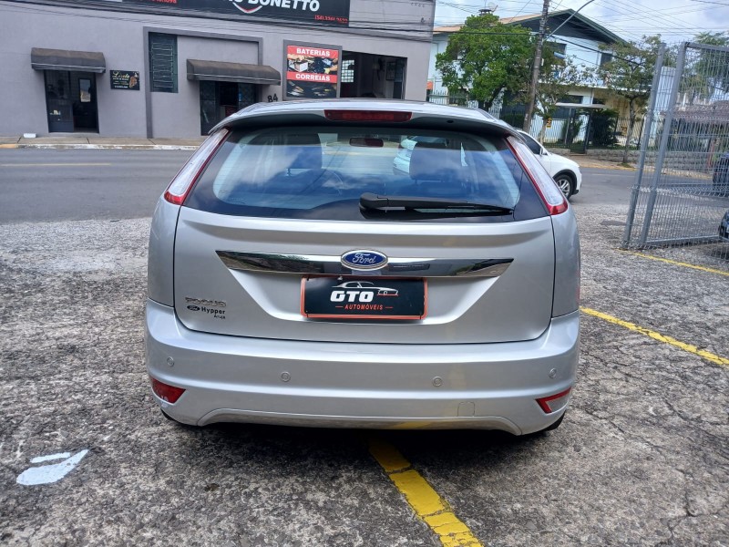 FOCUS 2.0 TITANIUM 16V FLEX 4P AUTOMÁTICO - 2012 - FARROUPILHA